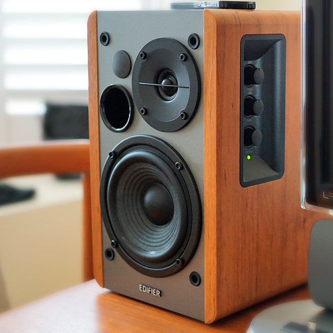 Caixa de som 42W RMS